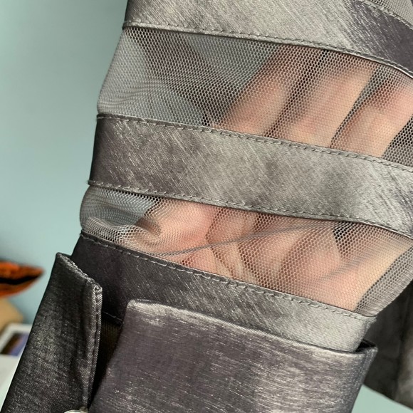 Vintage Tradition Sears Silver Gray Mesh Blouse Rhinestone Button Up Size 18 - Picture 9 of 13